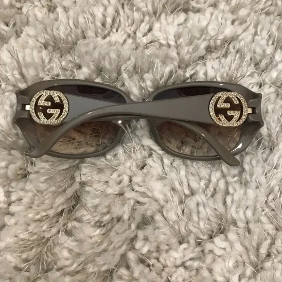 GUCCI crystal logo sunglasses - Picture 3 of 13